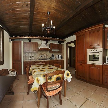 Bed and Breakfast Borgo Dei Sensi Casumaro Екстер'єр фото